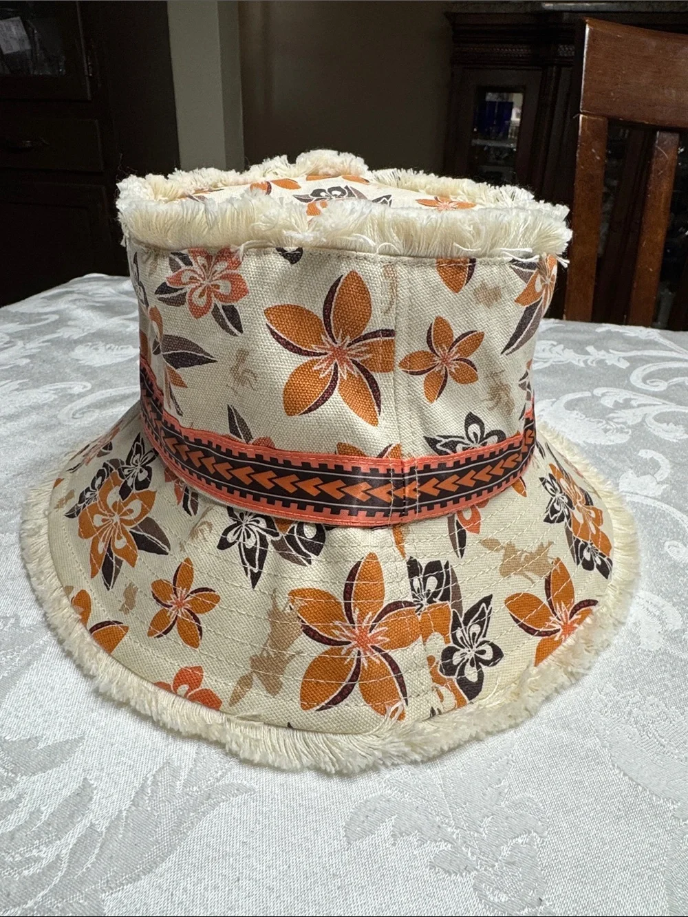NWT Disney Parks MOANA Spotlight bucket hat. Adult size